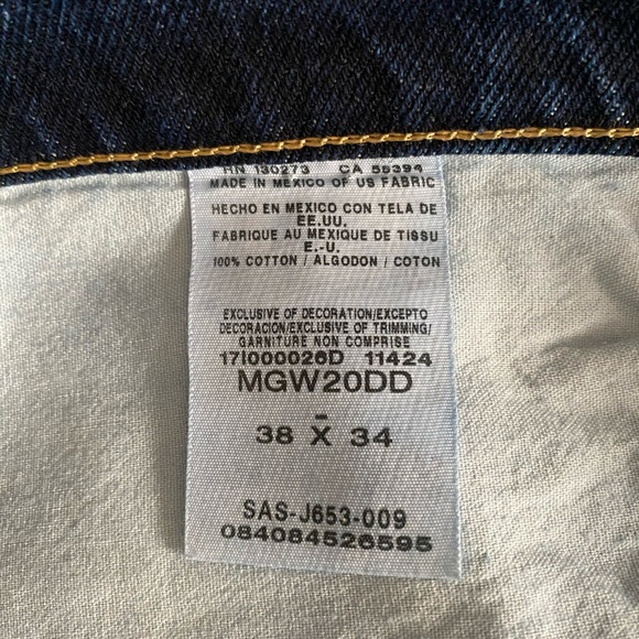 🦌NWOT- Mens Wrangler Jeans🦌 - Picture 4 of 4